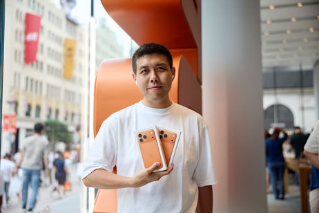 Así se ha vivido la llegada de los iPhone 17, iPhone Air, nuevos Apple Watch y AirPods 3 por el mundo Así se ha vivido la llegada de los iPhone 17, iPhone Air, nuevos Apple Watch y AirPods 3 por el mundo