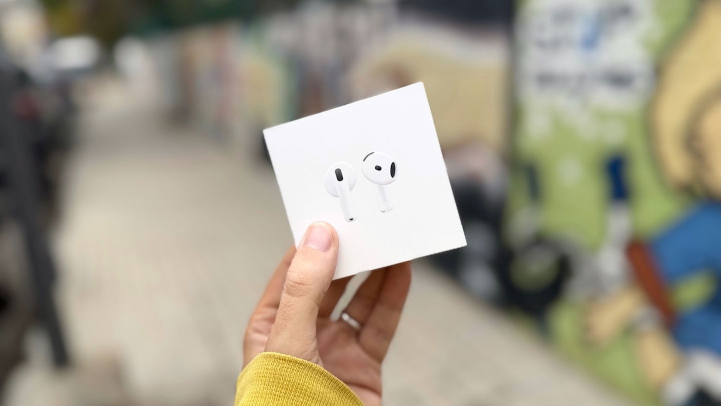 AirPods 4