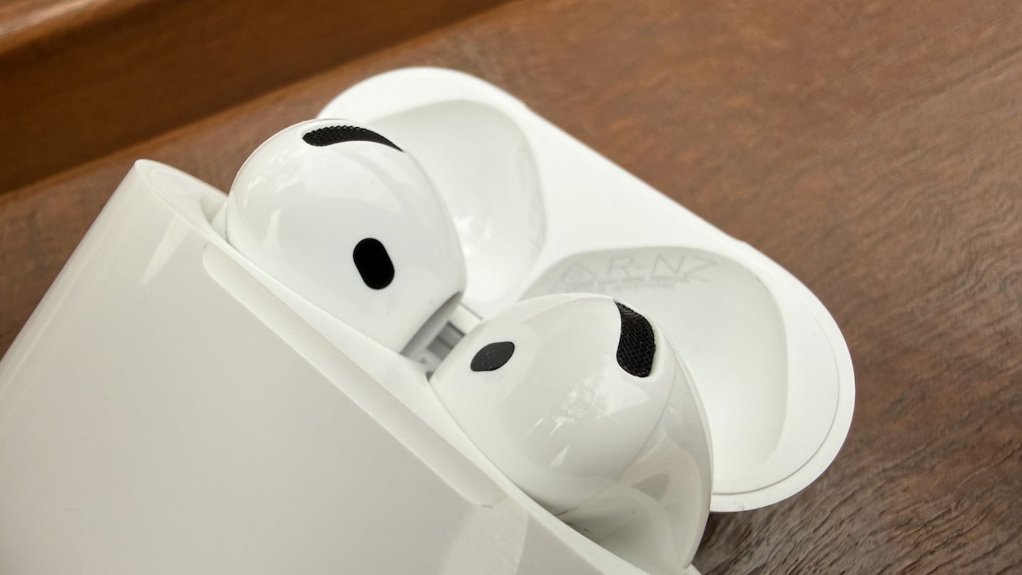 AirPods 4