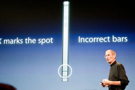Descubren, 15 años más tarde, cómo Apple solucionó el "Antennagate" que afectó a los iPhone 4 Descubren, 15 años más tarde, cómo Apple solucionó el "Antennagate" que afectó a los iPhone 4