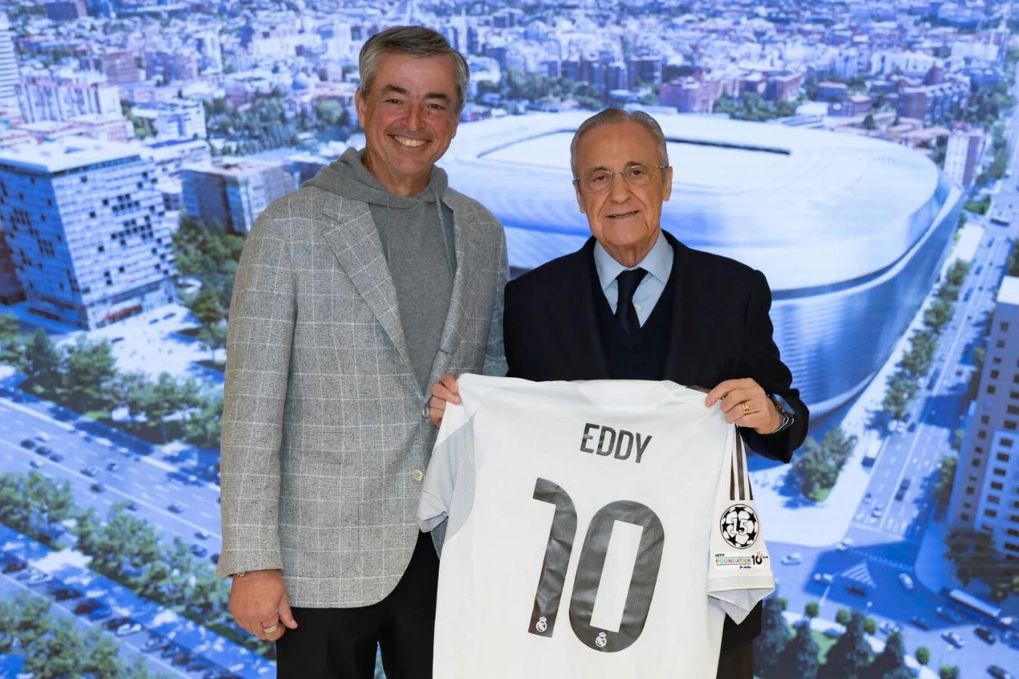 Eddy Cue y Florentino Pérez