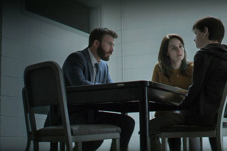 Uno de los mejores thrillers de los últimos años tiene solo 8 capítulos, lo protagoniza Chris Evans y puedes verlo gratis en streaming