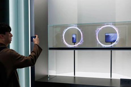 El smartphone triplegable de Samsung podría costar lo mismo que el iPhone plegable