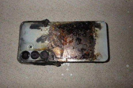 Un Galaxy S25 se ha incendiado mientras cargaba, Samsung ya se ha hecho cargo Un Galaxy S25 se ha incendiado mientras cargaba, Samsung ya se ha hecho cargo