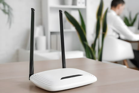 Colocar el router en un buen lugar puede mejorar tu experiencia con internet en casa, y es probable que lo hayas hecho mal